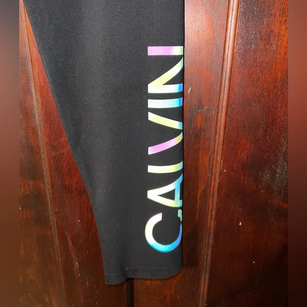 Calvin Klein Performance Cropped Stretch Leggings Women’s Medium Reflective - Picture 3 of 4